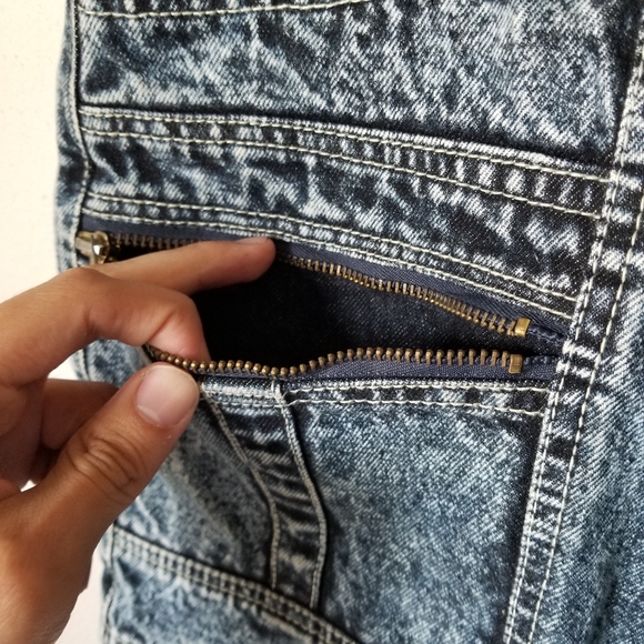 Vintage 80s Sopraffino Acid-Wash Denim Cargo Micro Shorts Size 32 - Picture 4 of 8